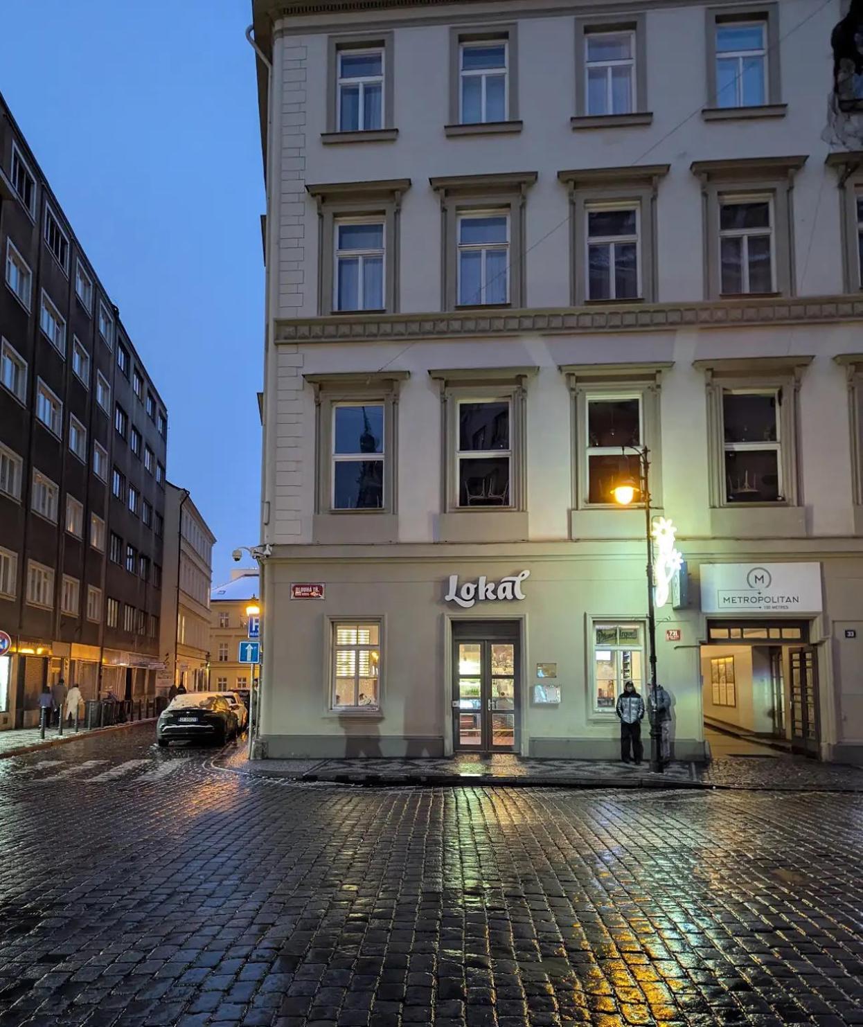 Lokal Apartment Praga Exterior foto